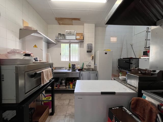 Comercial para venda em Altea - 199 000 € (Ref: 9974371)