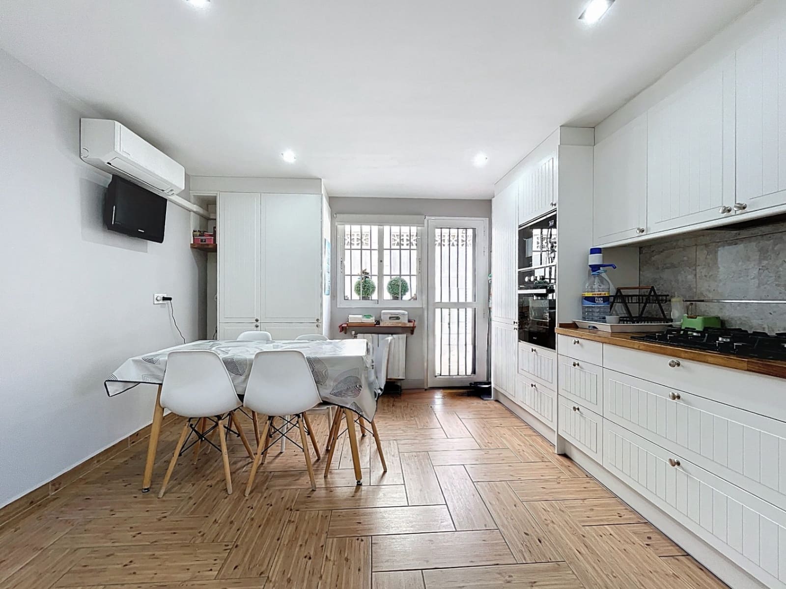 4 soveværelse Villa til salg i Albir med swimmingpool garage - € 599.000 (Ref: 9980636)
