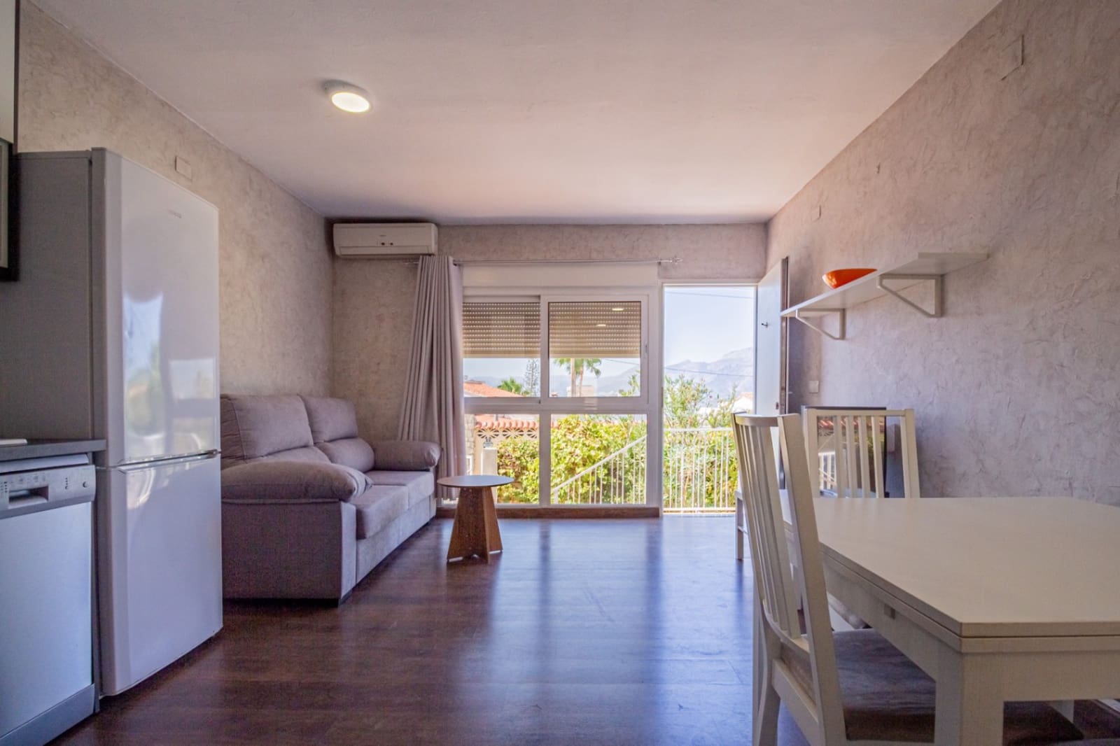 1 Zimmer Bungalow zu vermieten in Albir mit Garage - 950 € (Ref: 9997572)