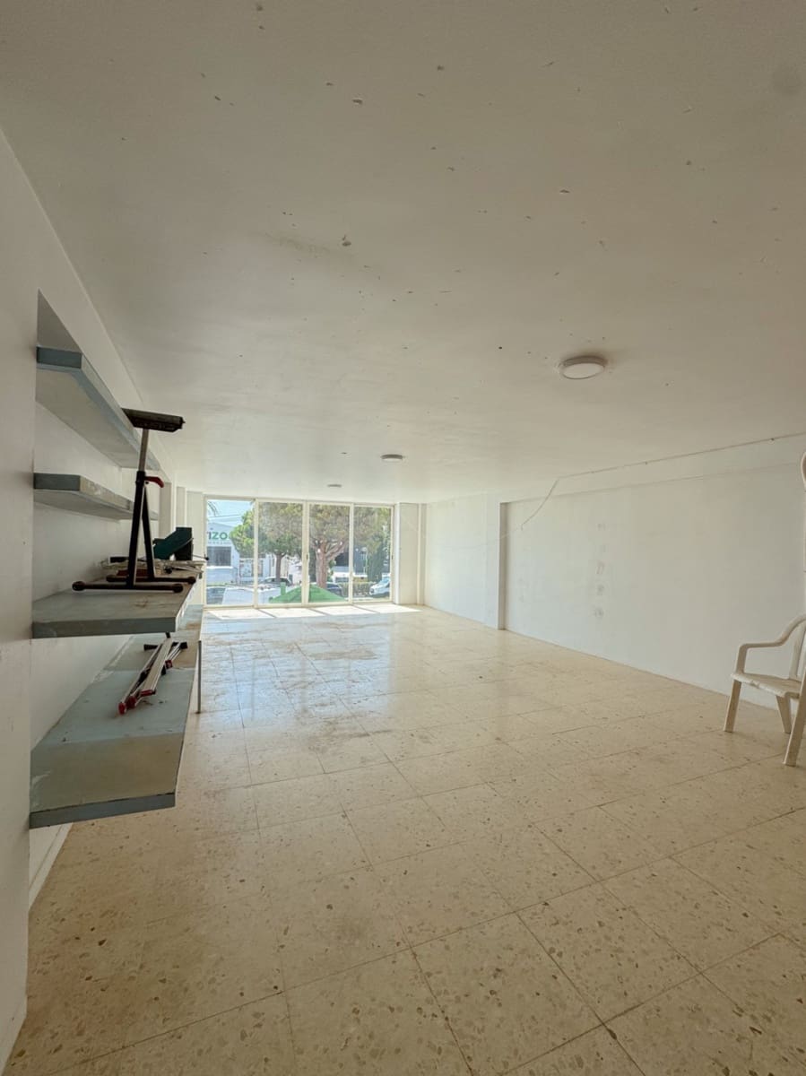 Commerciale in vendita in Altea - 250.000 € (Rif: 9997573)