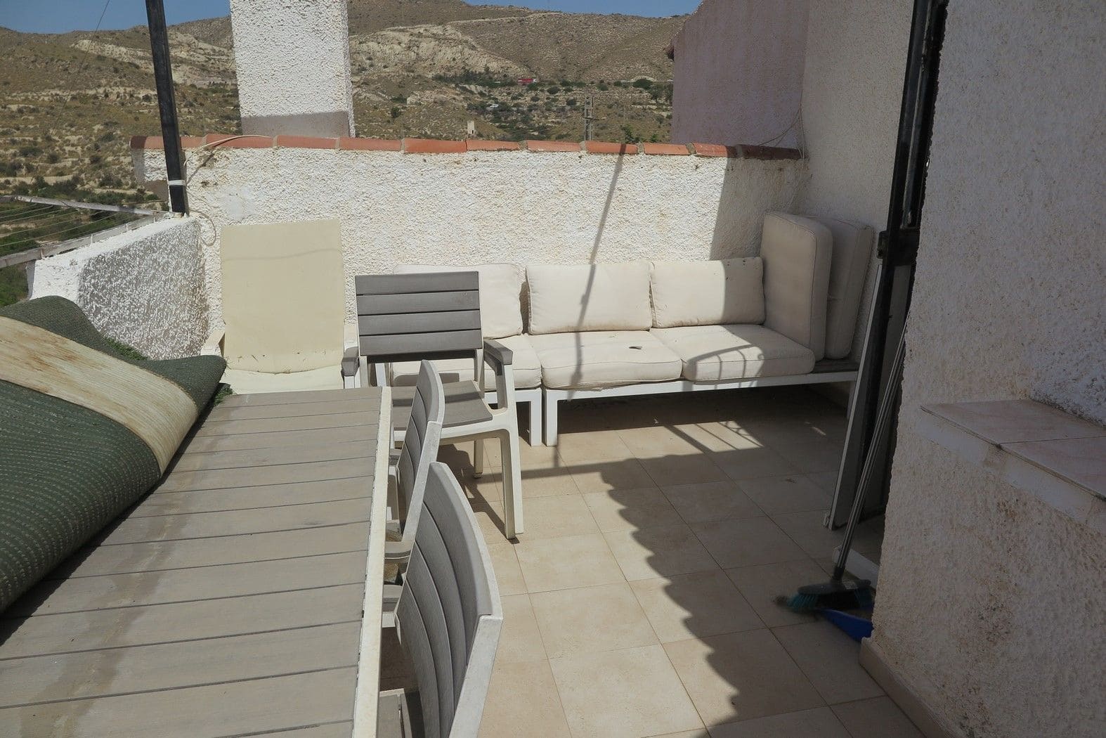 4 sovrum Semi-fristående Villa till salu i El Campello med pool - 299 000 € (Ref: 10044595)