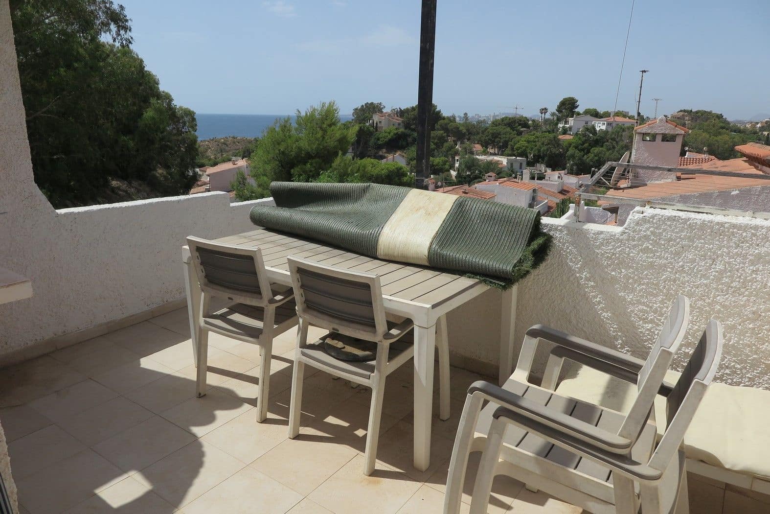 4 sovrum Semi-fristående Villa till salu i El Campello med pool - 299 000 € (Ref: 10044595)