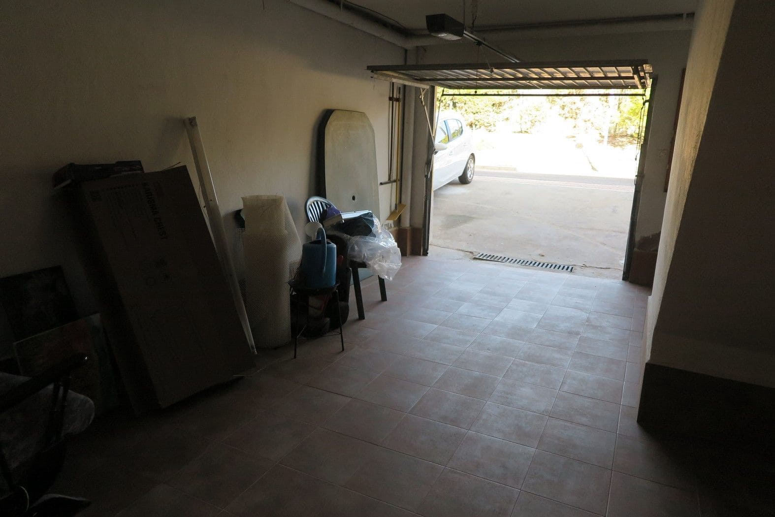 Pareado de 3 habitaciones en El Campello en alquiler con piscina garaje - 1.000 € (Ref: 10049978)