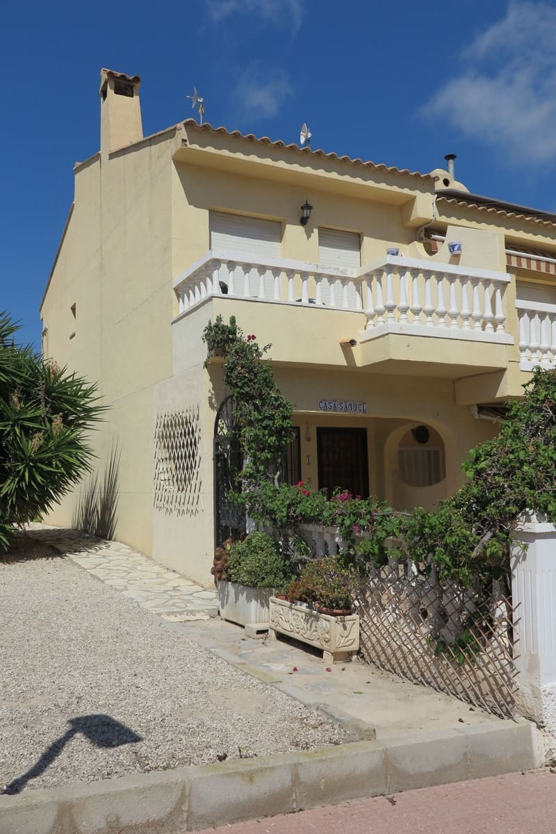 2 Zimmer Doppelhaus zu verkaufen in El Campello mit Pool - 209.000 € (Ref: 10094262)