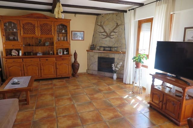 Chalet de 4 habitaciones en Cala d'Or, El Campello en venta con piscina garaje - 515.000 € (Ref: 3705679)