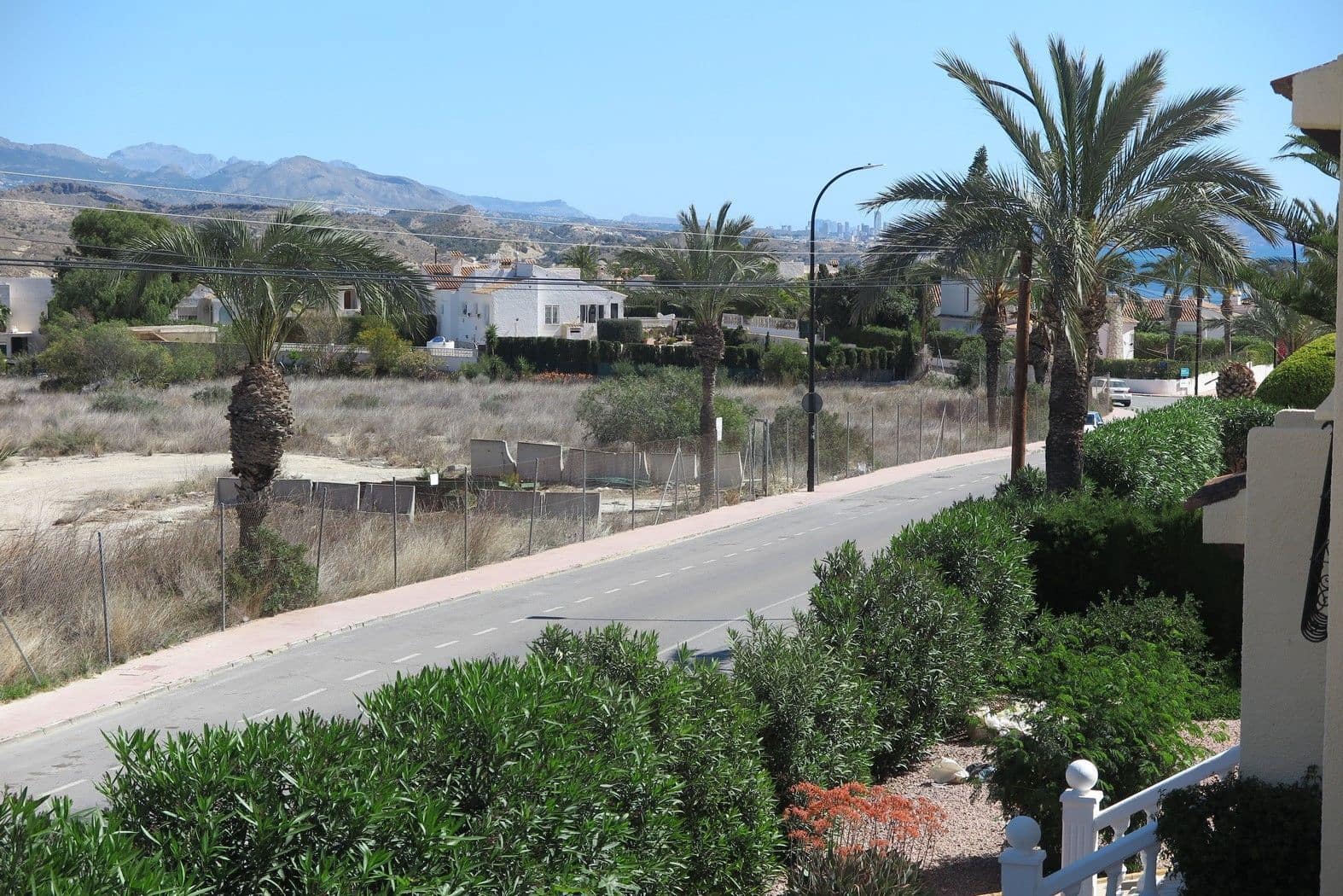 4 bedroom Villa for sale in El Campello with pool garage - € 515,000 (Ref: 3705679)