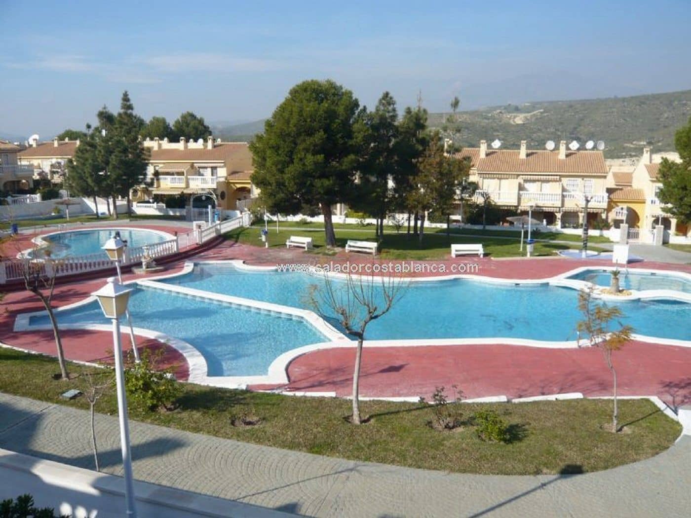 2 slaapkamer Halfvrijstaande villa te koop in El Campello met zwembad garage - € 185.000 (Ref: 5194452)