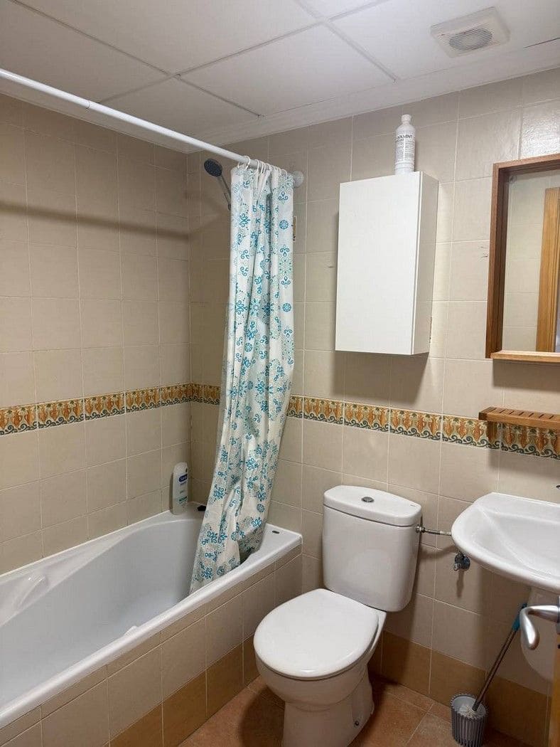 Apartamento de 2 habitaciones en El Campello en venta con piscina garaje - 186.000 € (Ref: 5504484)