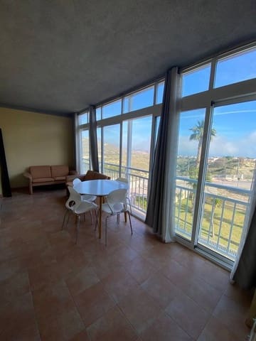 Apartamento de 2 habitaciones en Cala d'Or, El Campello en venta con piscina garaje - 186.000 € (Ref: 5504484)