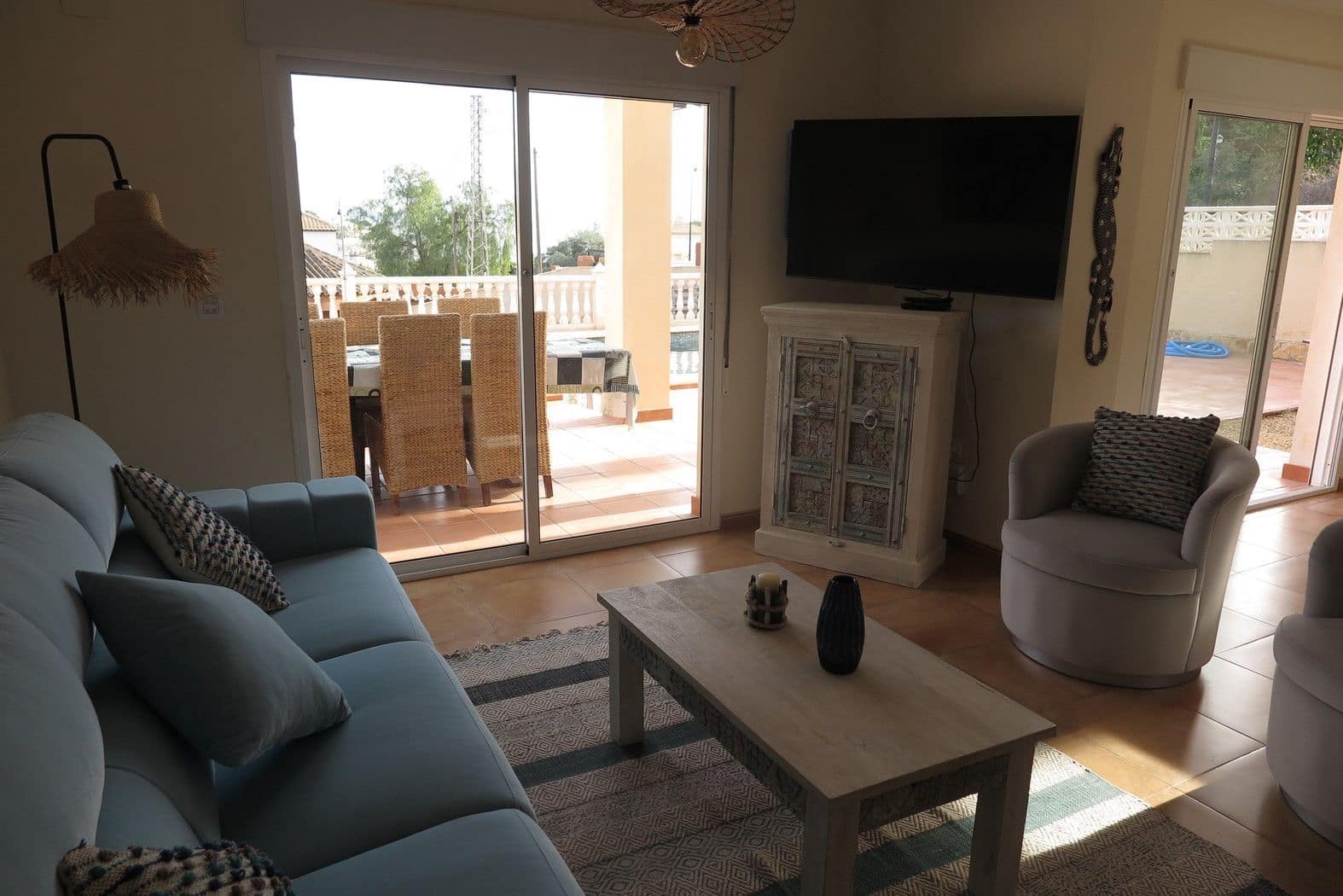 4 bedroom Villa for sale in El Campello with pool garage - € 695,000 (Ref: 7934596)