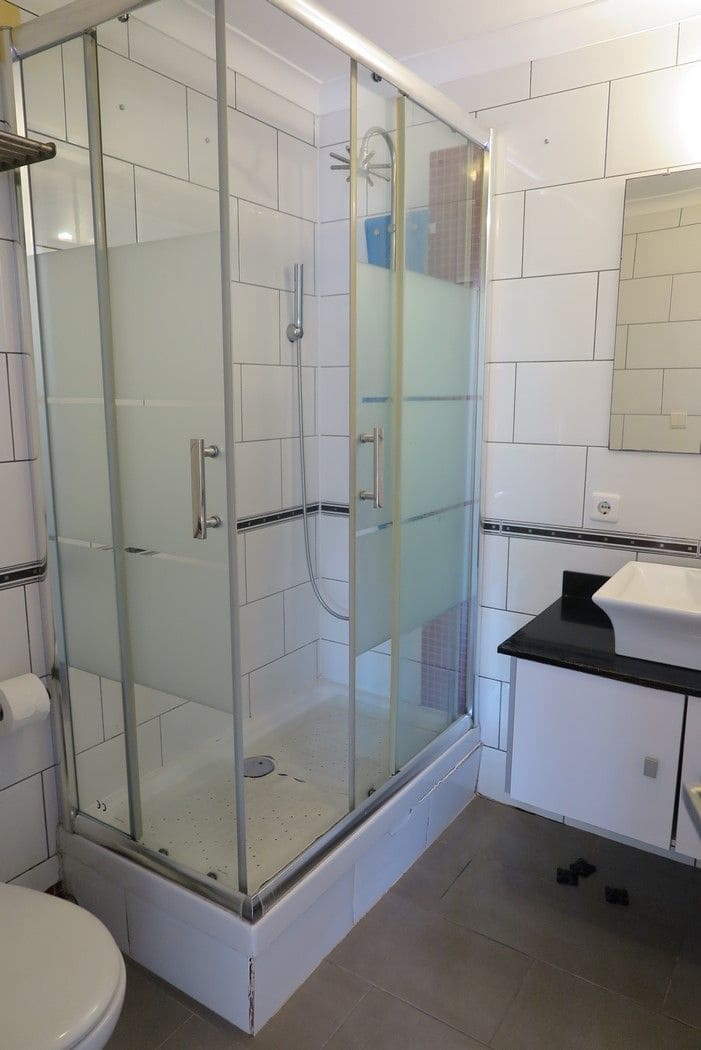 4 bedroom Villa for sale in El Campello with pool - € 429,000 (Ref: 7934605)