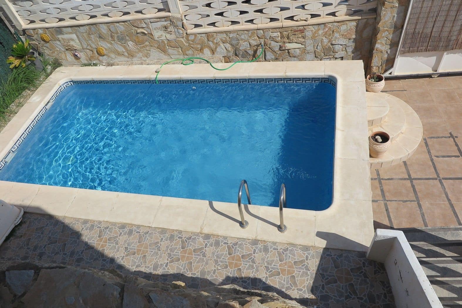 4 bedroom Villa for sale in El Campello with pool - € 429,000 (Ref: 7934605)