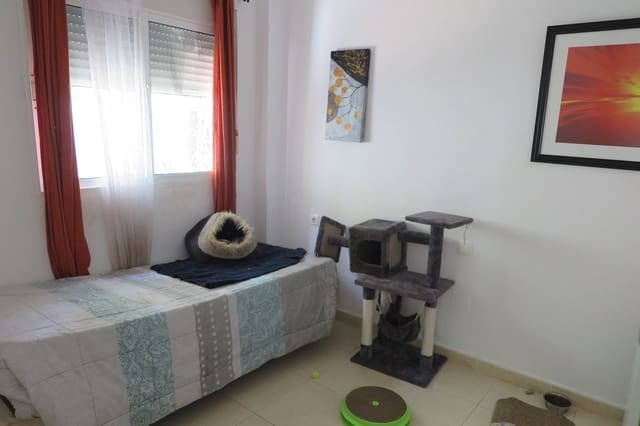 4 bedroom Villa for sale in El Campello with pool - € 429,000 (Ref: 7934605)