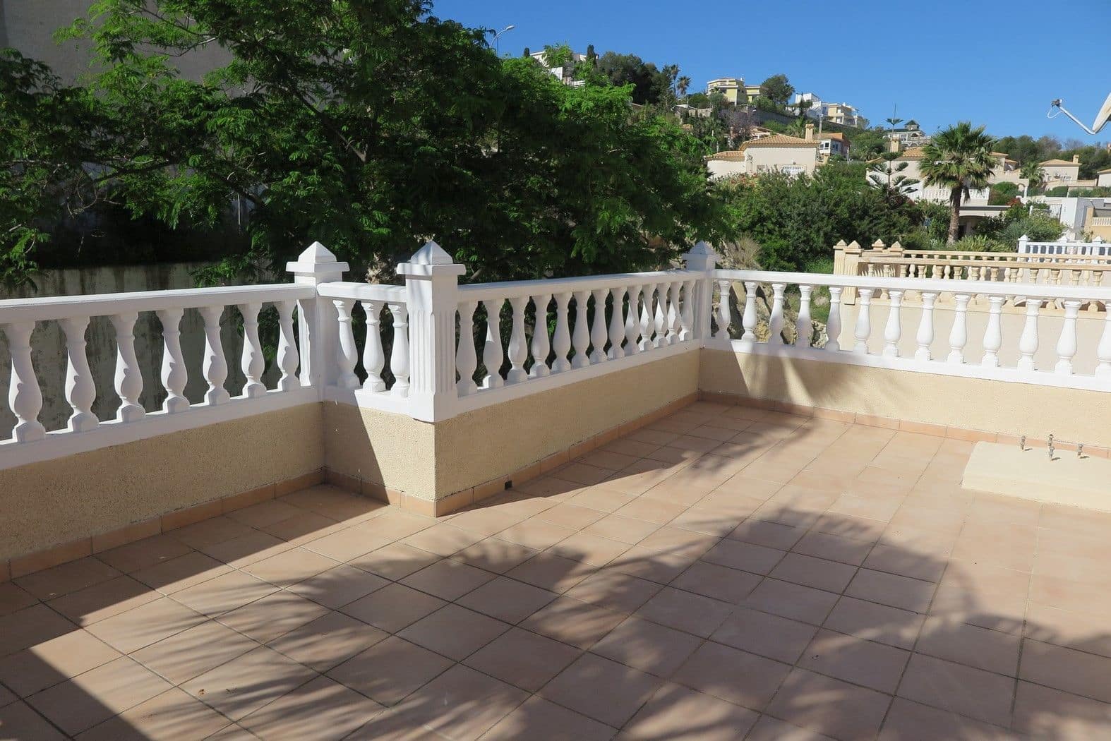 4 bedroom Villa for sale in El Campello with pool - € 640,000 (Ref: 7934605)