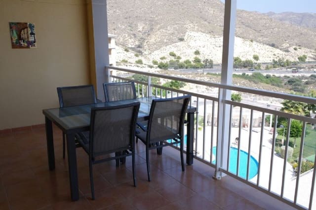 Ático de 2 habitaciones en Cala d'Or, El Campello en venta con piscina garaje - 180.000 € (Ref: 8206673)