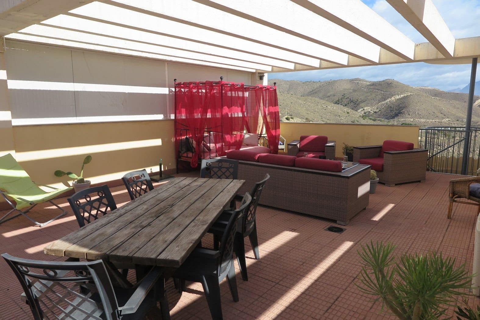 Ático de 2 habitaciones en El Campello en venta con piscina garaje - 180.000 € (Ref: 8206673)