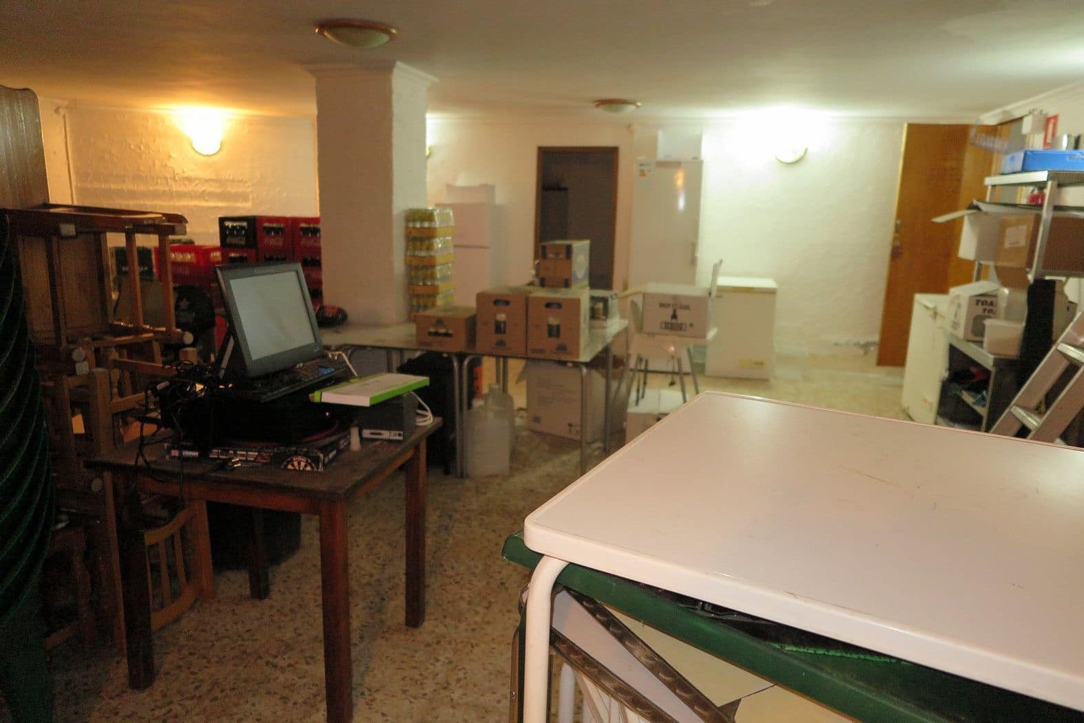 Commercial for sale in El Campello - € 325,000 (Ref: 9435953)