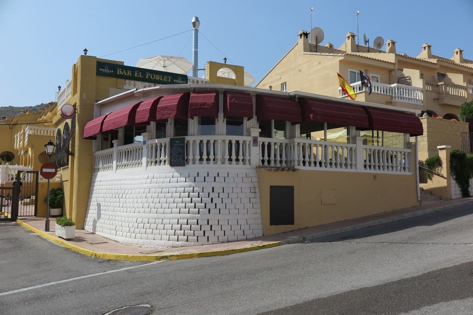 Commercial for sale in El Campello - € 325,000 (Ref: 9435953)