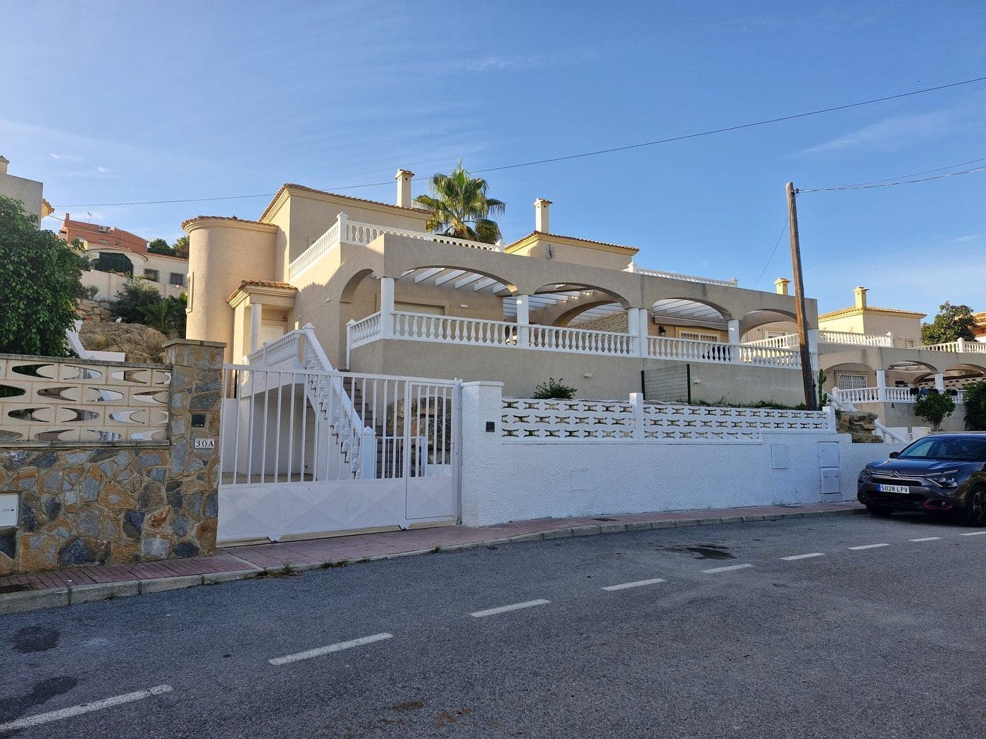 3 bedroom Villa for sale in El Campello - € 550,000 (Ref: 9435954)