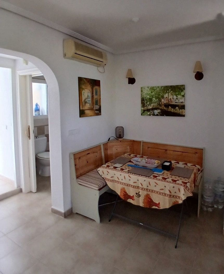 2 makuuhuone Paritalo myytävänä paikassa El Campello mukana uima-altaan 
autotalli - 239 000 € (Ref: 9435955)