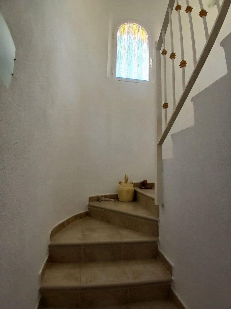 2 makuuhuone Paritalo myytävänä paikassa El Campello mukana uima-altaan 
autotalli - 239 000 € (Ref: 9435955)