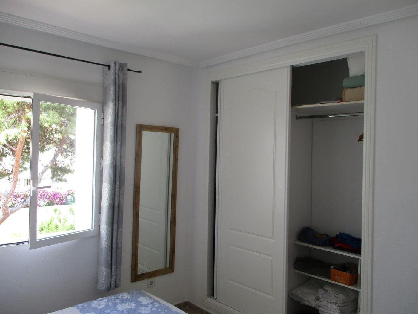 2 makuuhuone Paritalo myytävänä paikassa El Campello mukana uima-altaan 
autotalli - 239 000 € (Ref: 9435955)