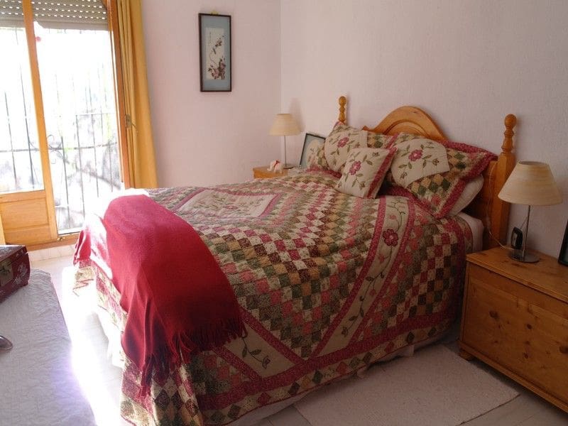 4 soveværelse Villa til salg i El Campello med swimmingpool - € 595.000 (Ref: 9435957)