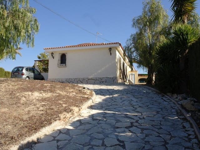 4 soveværelse Villa til salg i Cala d'Or, El Campello med swimmingpool - € 595.000 (Ref: 9435957)