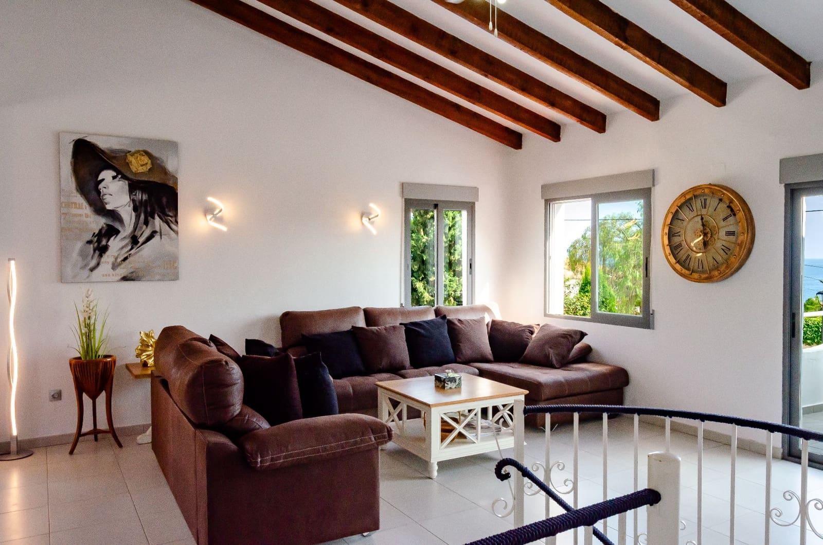 3 bedroom Villa for sale in El Campello with pool garage - € 729,000 (Ref: 9435959)