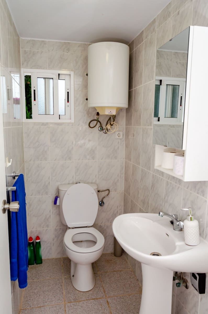 3 bedroom Villa for sale in El Campello with pool garage - € 729,000 (Ref: 9435959)