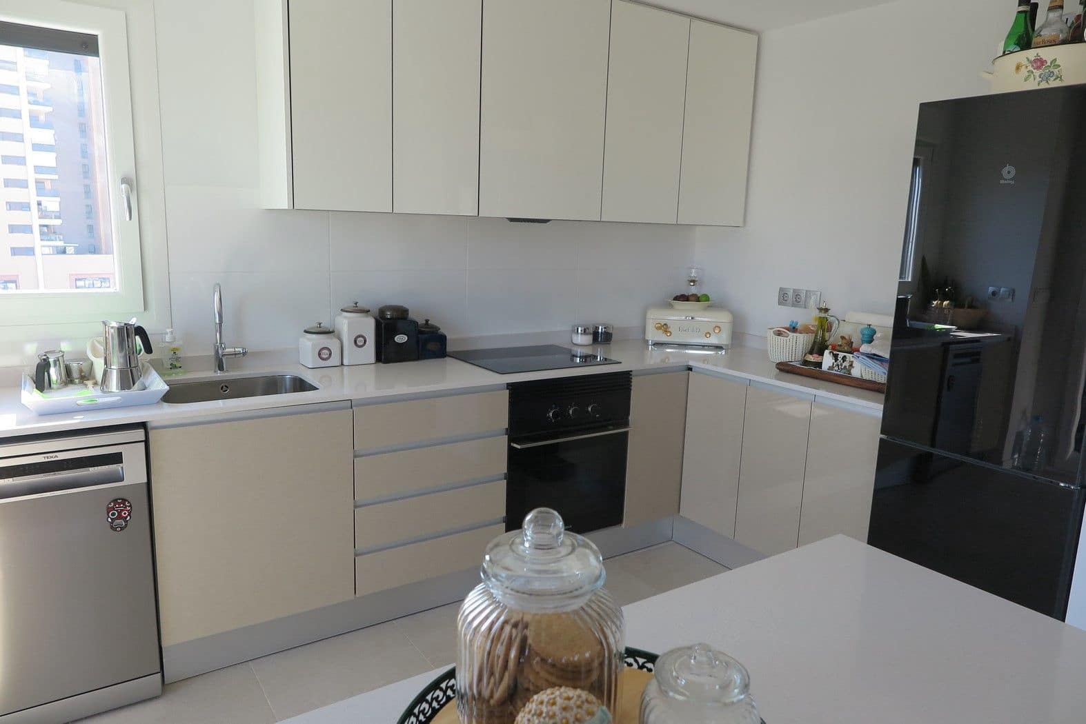 3 bedroom Apartment for sale in El Campello with pool garage - € 459,000 (Ref: 9435960)