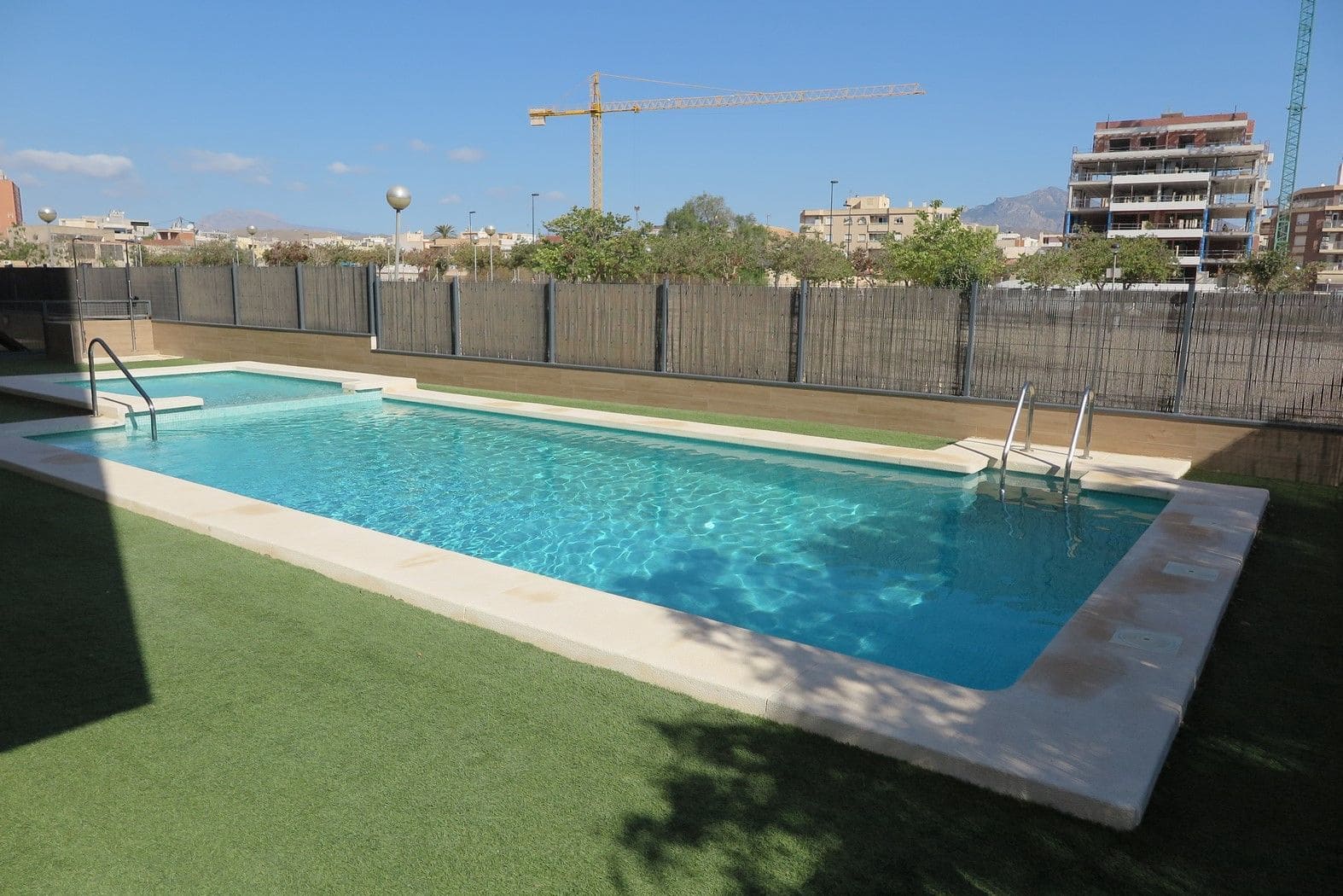 3 bedroom Apartment for sale in El Campello with pool garage - € 459,000 (Ref: 9435960)