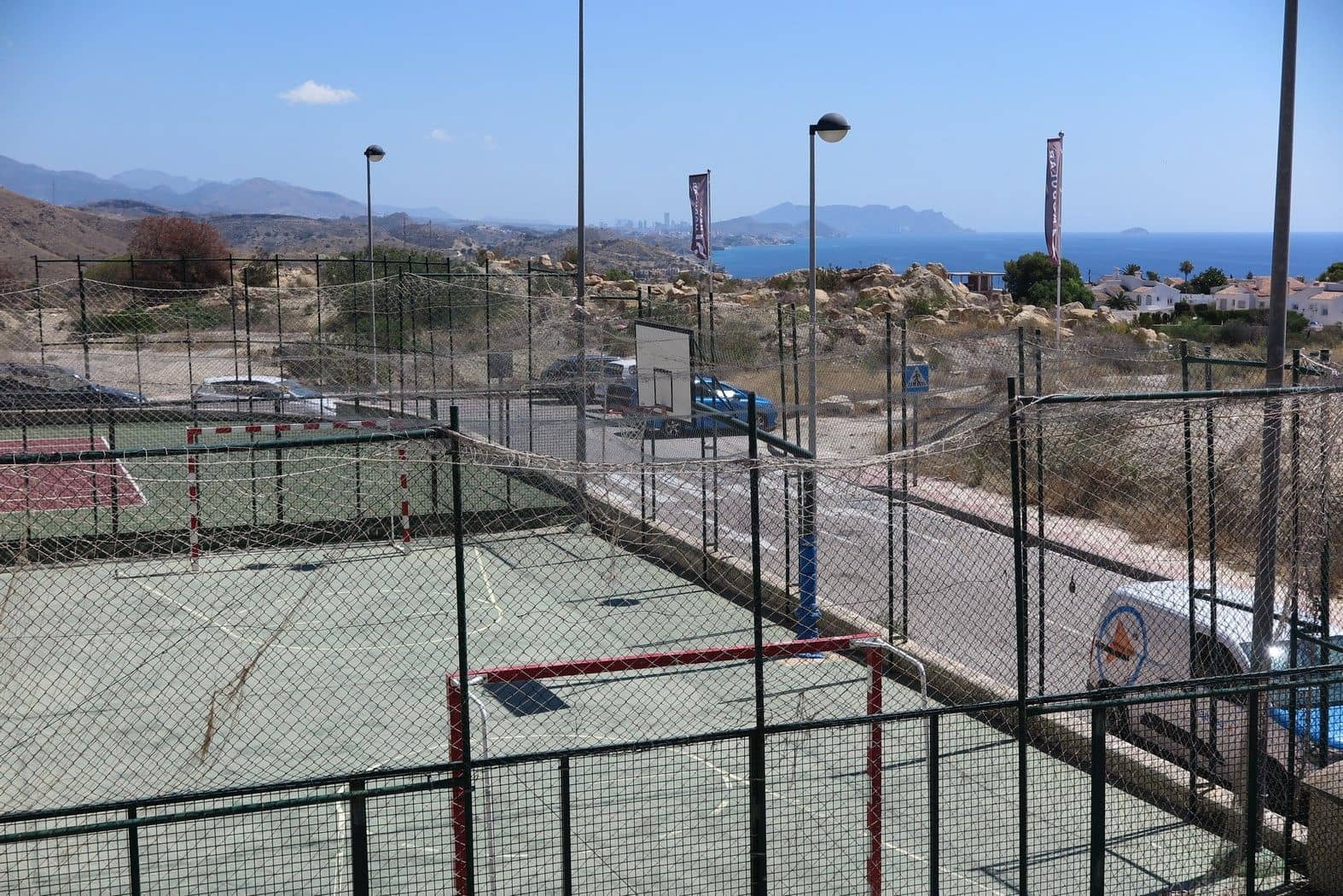 2 bedroom Apartment for sale in El Campello with pool garage - € 189,000 (Ref: 9435961)