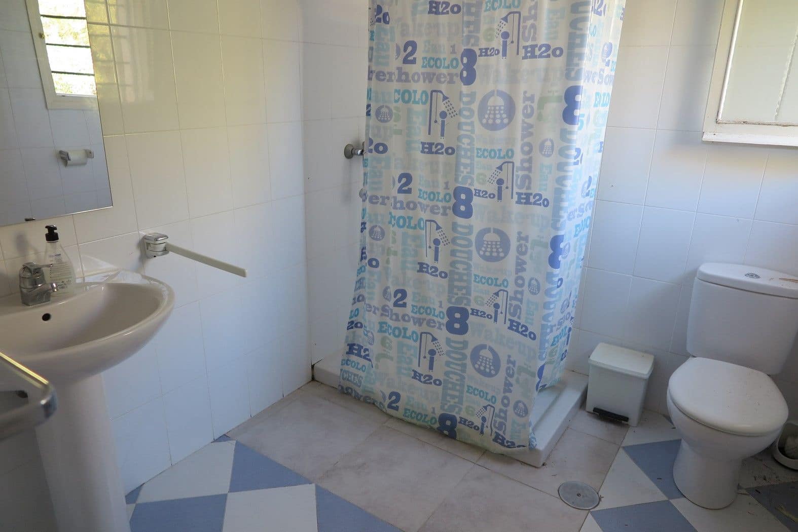 4 bedroom Villa for sale in El Campello with pool - € 880,000 (Ref: 9435963)