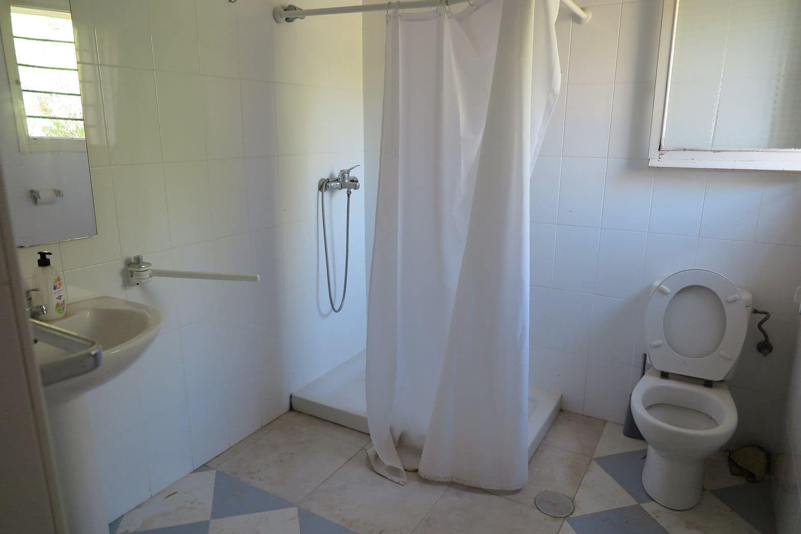 4 bedroom Villa for sale in El Campello with pool - € 880,000 (Ref: 9435963)