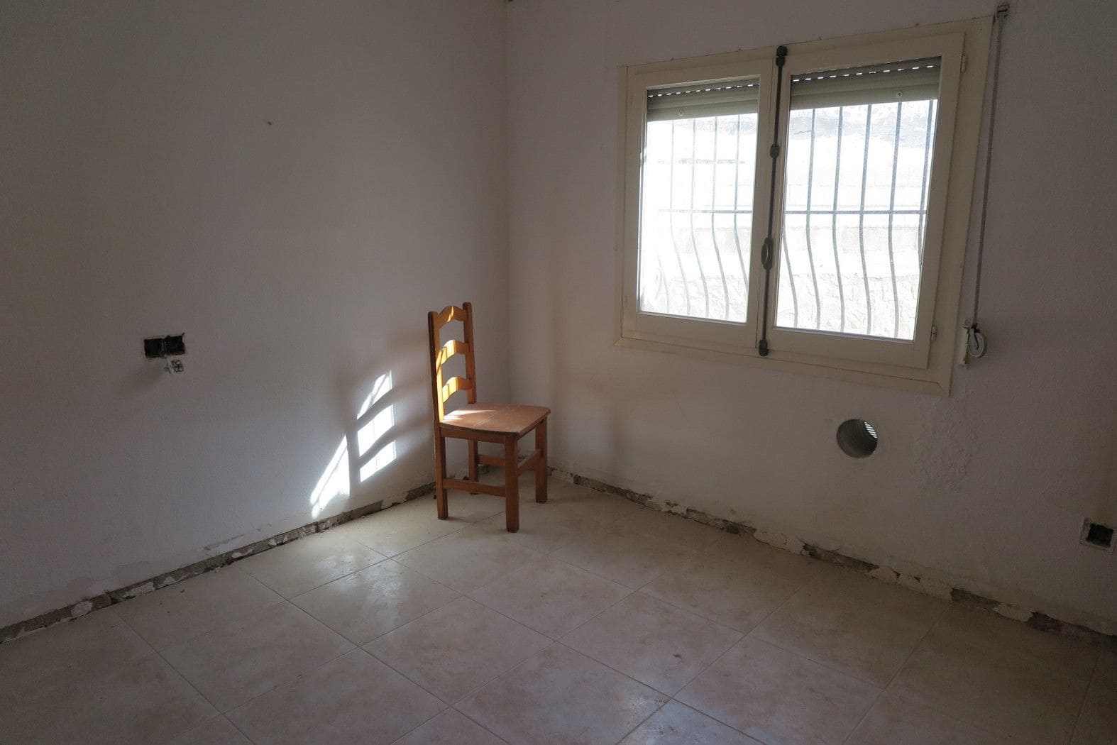 4 bedroom Villa for sale in El Campello with pool - € 880,000 (Ref: 9435963)