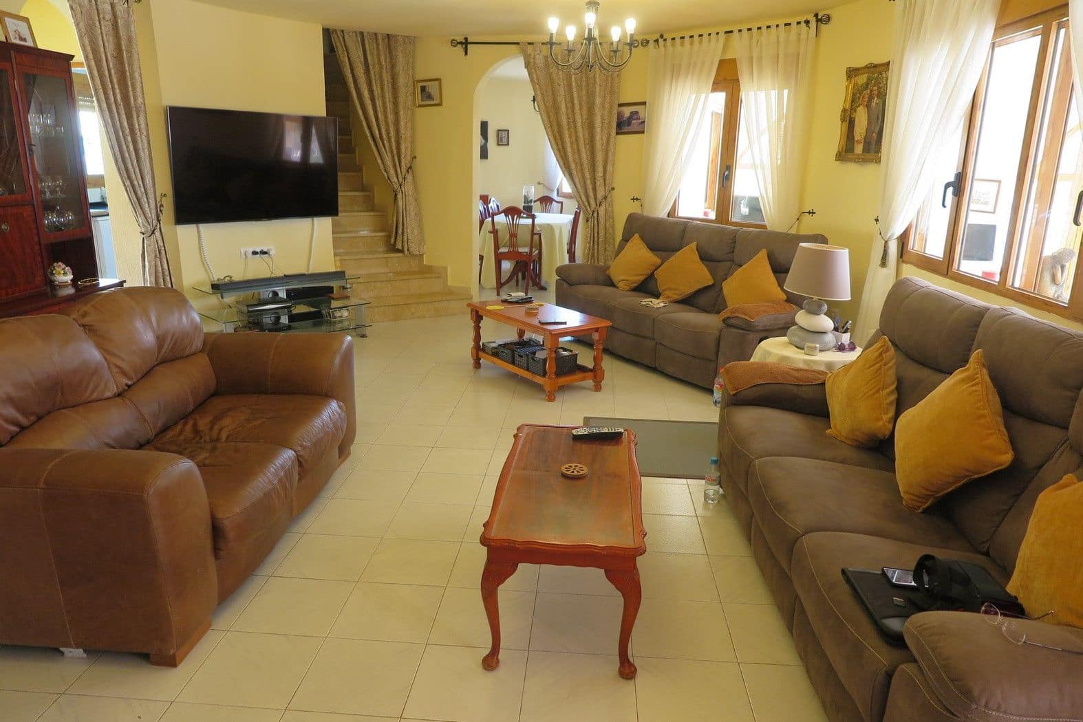 4 bedroom Villa for sale in El Campello with pool garage - € 650,000 (Ref: 9435964)