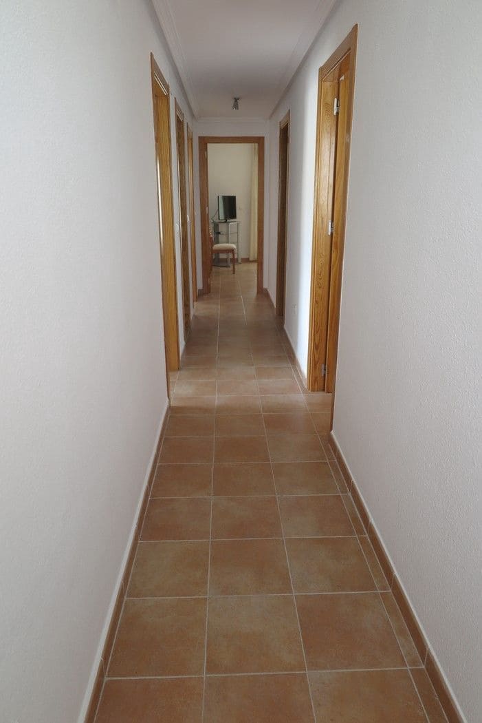 Apartamento de 3 habitaciones en El Campello en venta con piscina garaje - 260.000 € (Ref: 9435965)