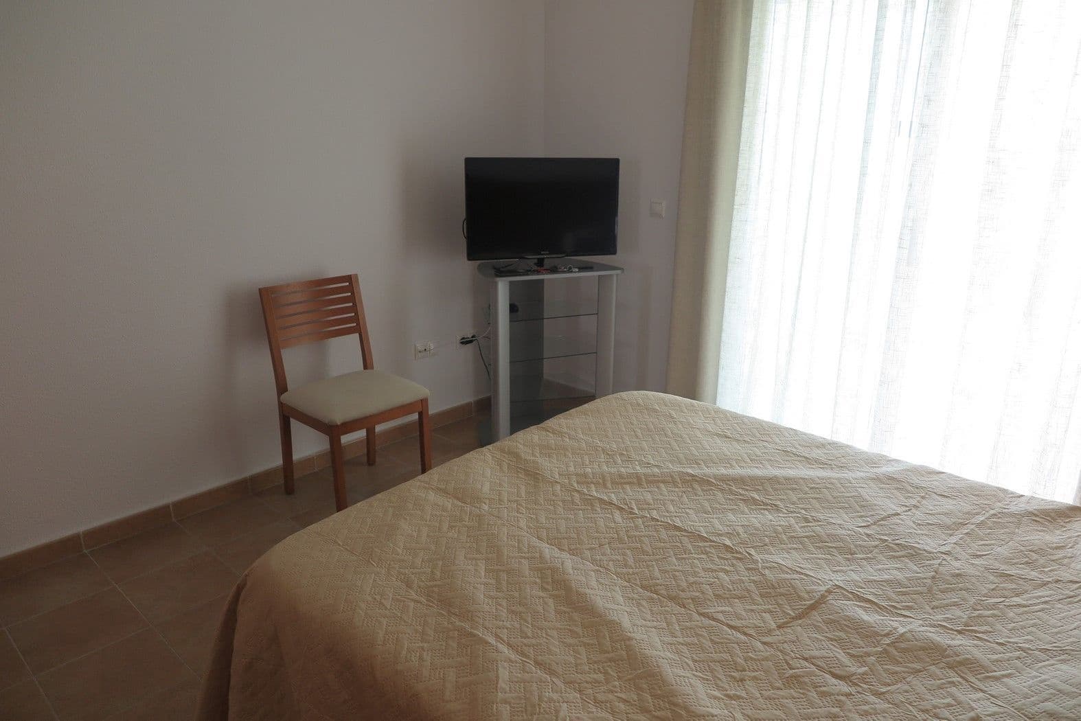 Apartamento de 3 habitaciones en El Campello en venta con piscina garaje - 260.000 € (Ref: 9435965)