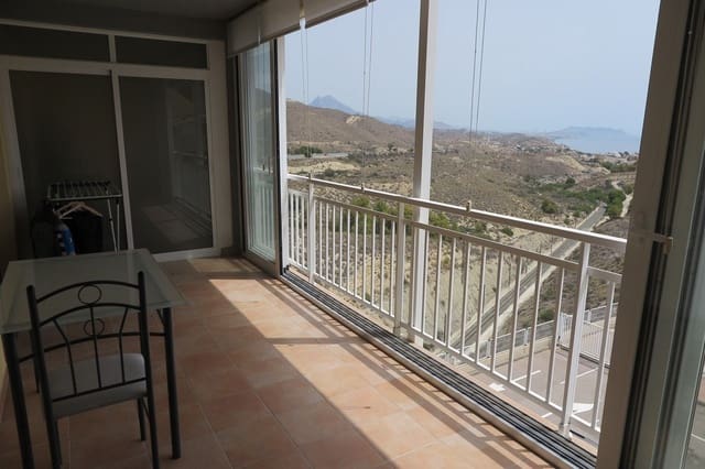 Apartamento de 3 habitaciones en Cala d'Or, El Campello en venta con piscina garaje - 260.000 € (Ref: 9435965)