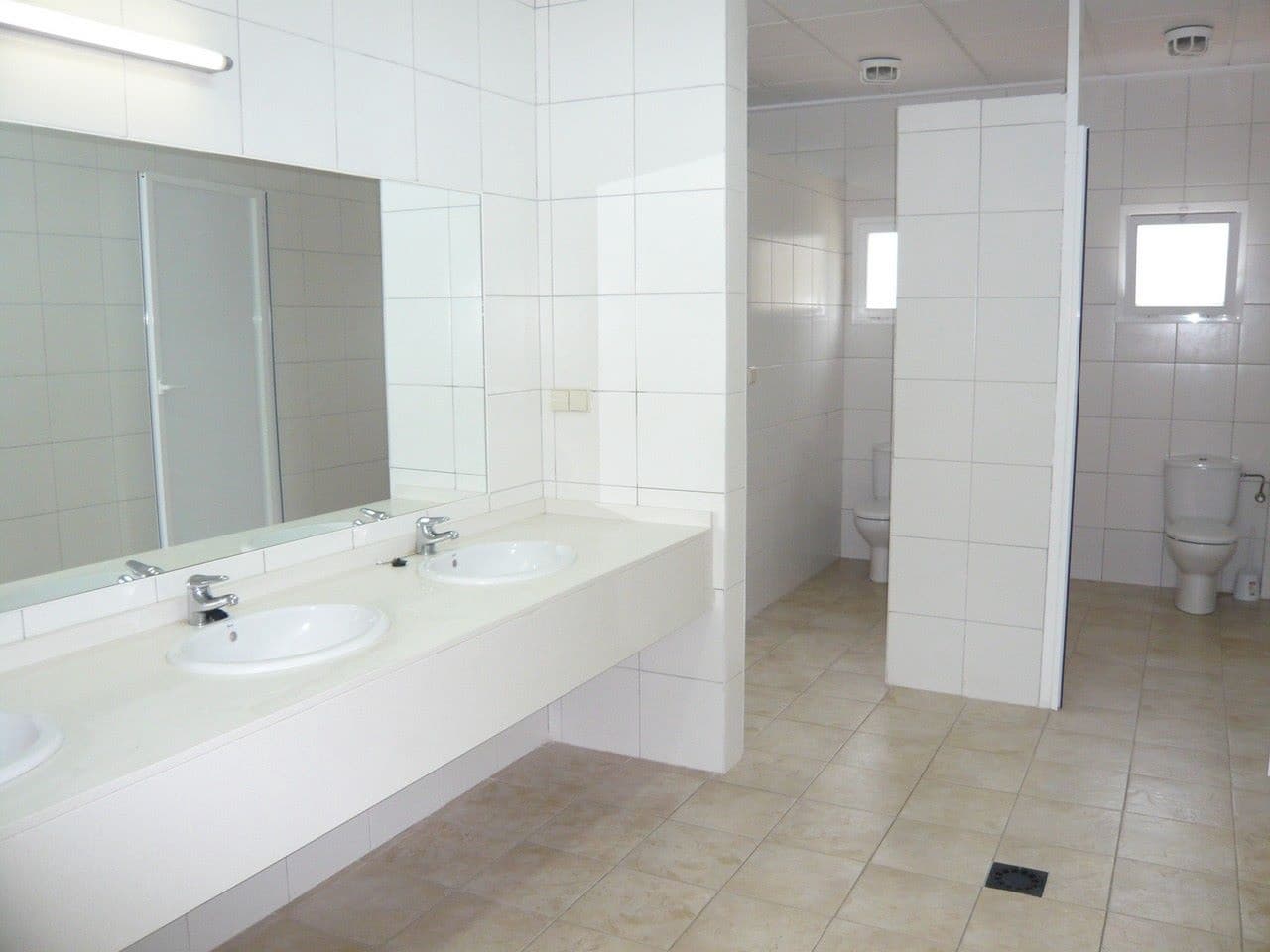 Apartamento de 3 habitaciones en El Campello en venta con piscina garaje - 260.000 € (Ref: 9435965)