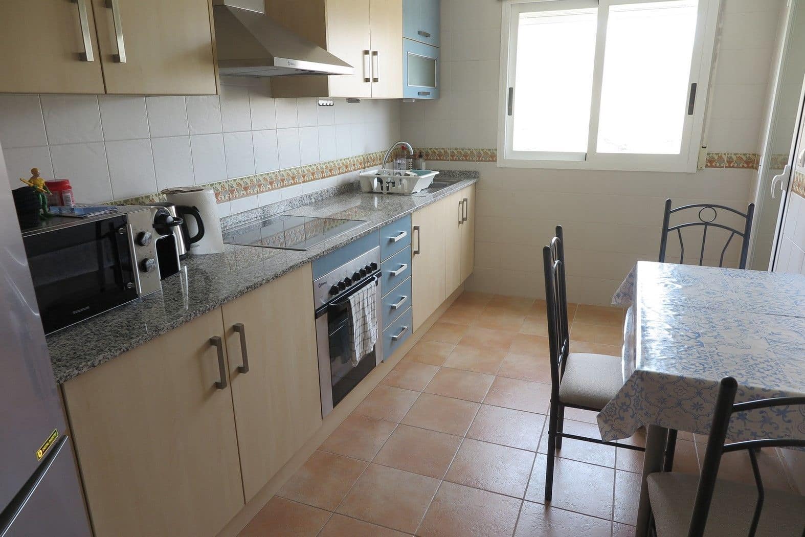 Apartamento de 3 habitaciones en El Campello en venta con piscina garaje - 260.000 € (Ref: 9435965)