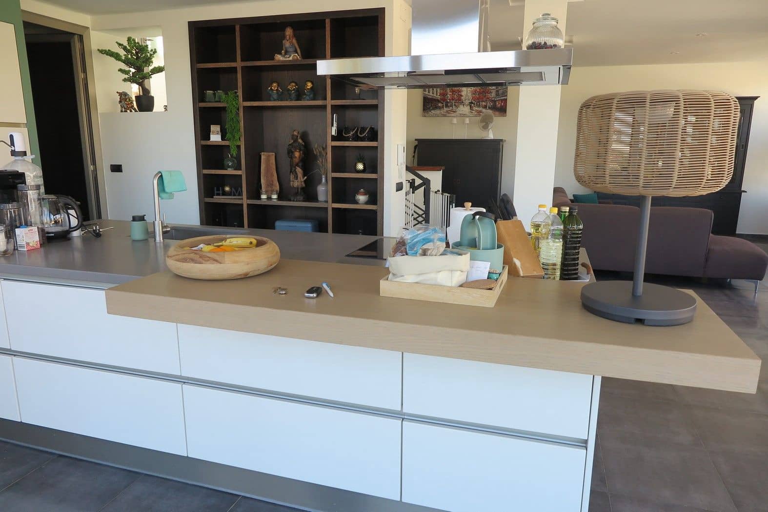 4 bedroom Villa for sale in El Campello with pool garage - € 849,000 (Ref: 9439577)