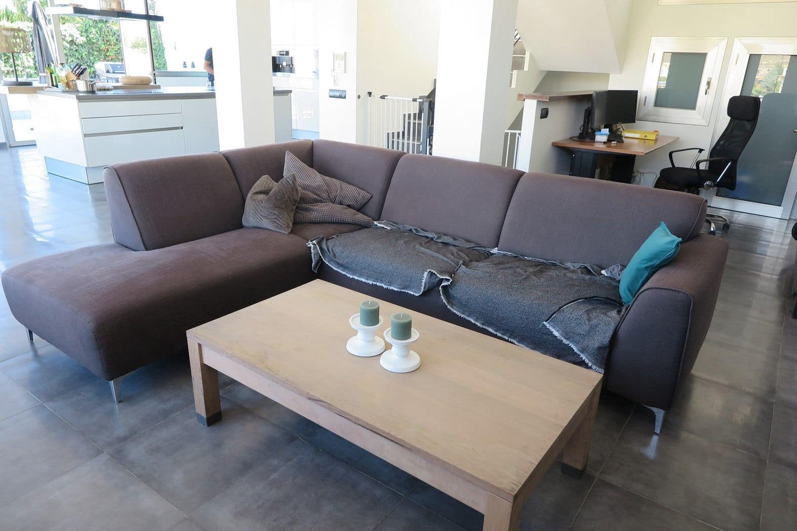 4 bedroom Villa for sale in El Campello with pool garage - € 849,000 (Ref: 9439577)