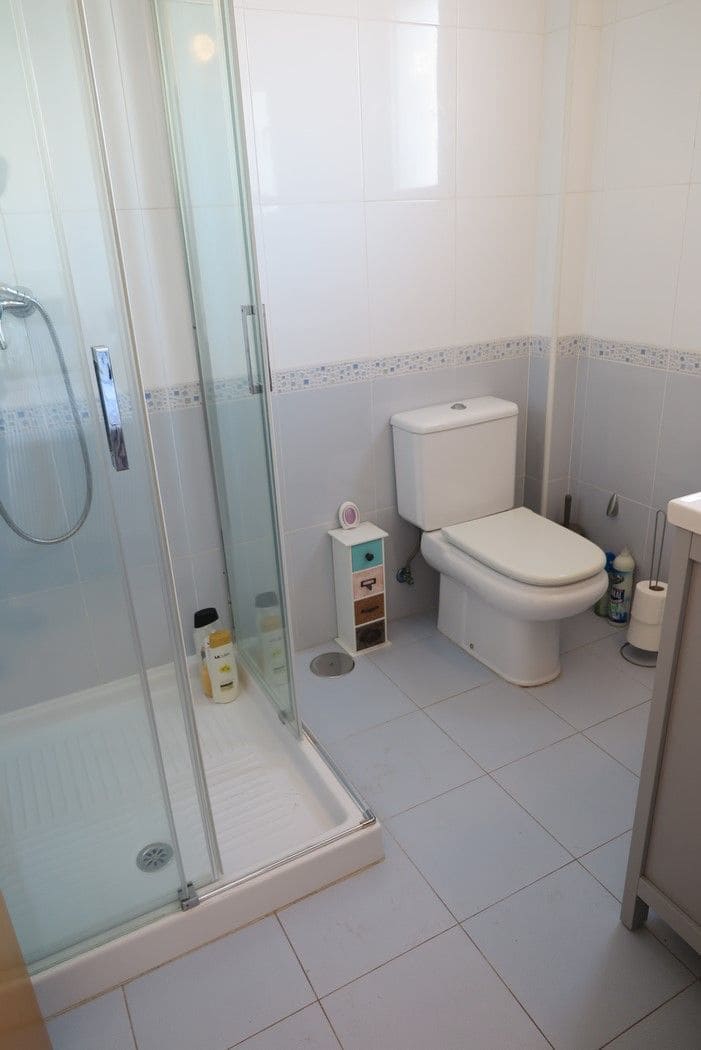 3 bedroom Villa for sale in El Campello with pool - € 499,000 (Ref: 9488217)