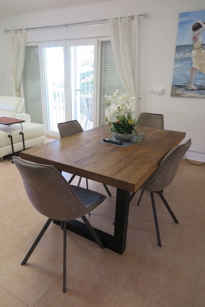 3 bedroom Villa for sale in El Campello with pool - € 499,000 (Ref: 9488217)