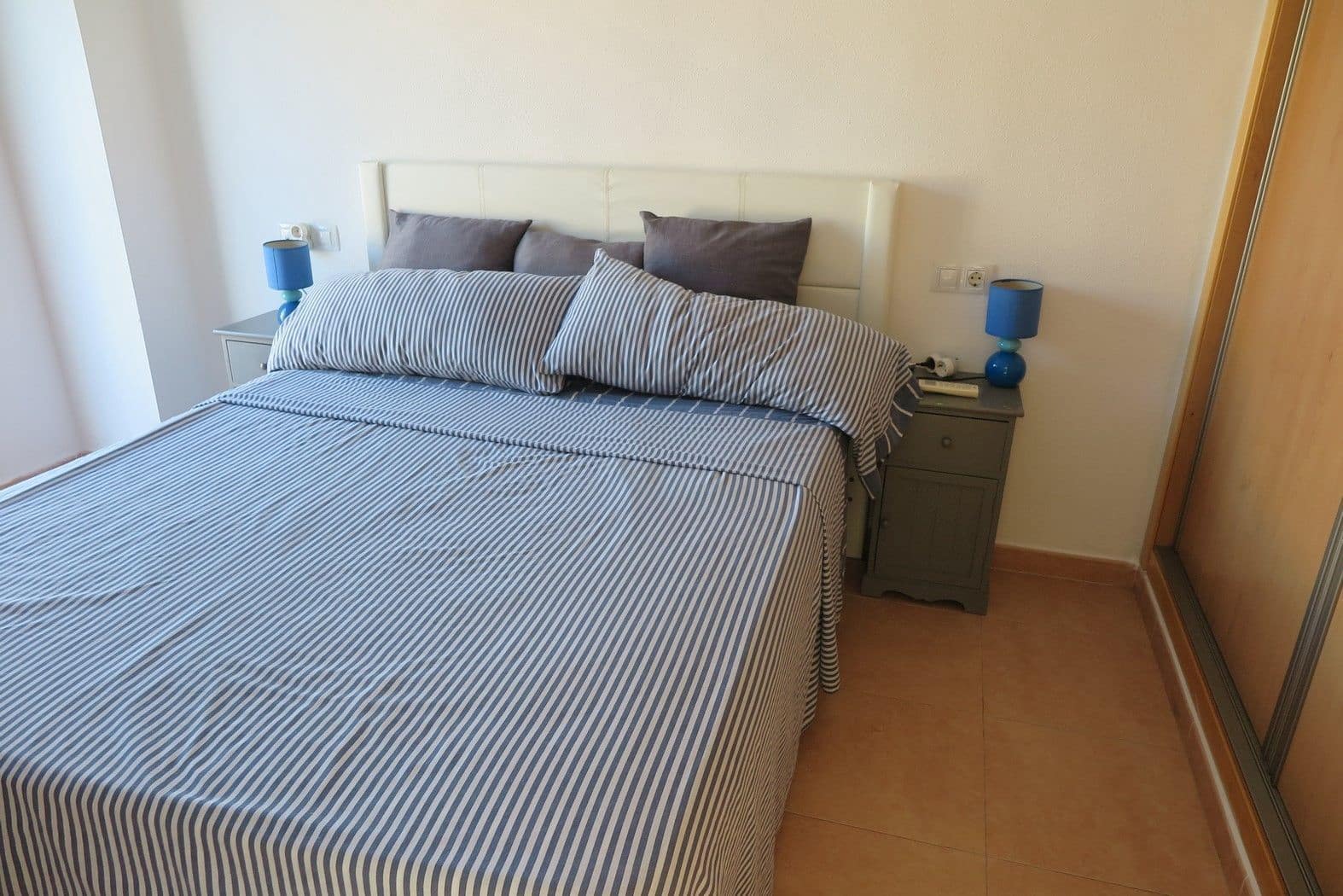 3 bedroom Villa for sale in El Campello with pool - € 499,000 (Ref: 9488217)