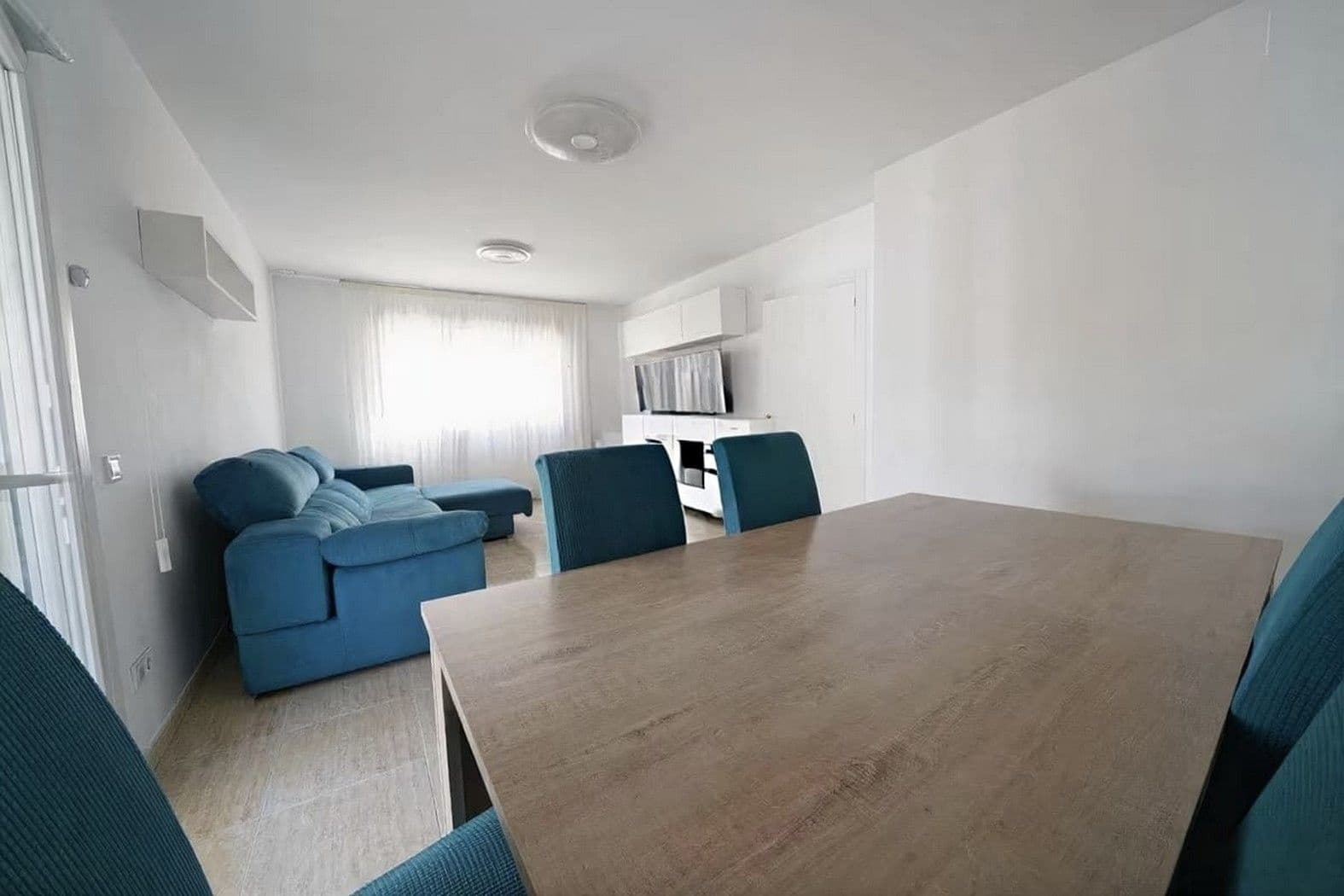3 soveværelse Semi-Rækkehus til salg i El Campello med swimmingpool garage - € 449.000 (Ref: 9884188)