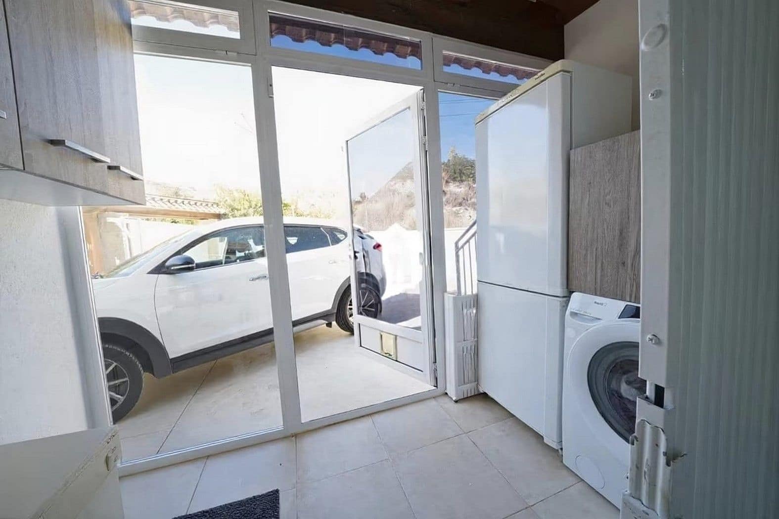 3 soveværelse Semi-Rækkehus til salg i El Campello med swimmingpool garage - € 449.000 (Ref: 9884188)