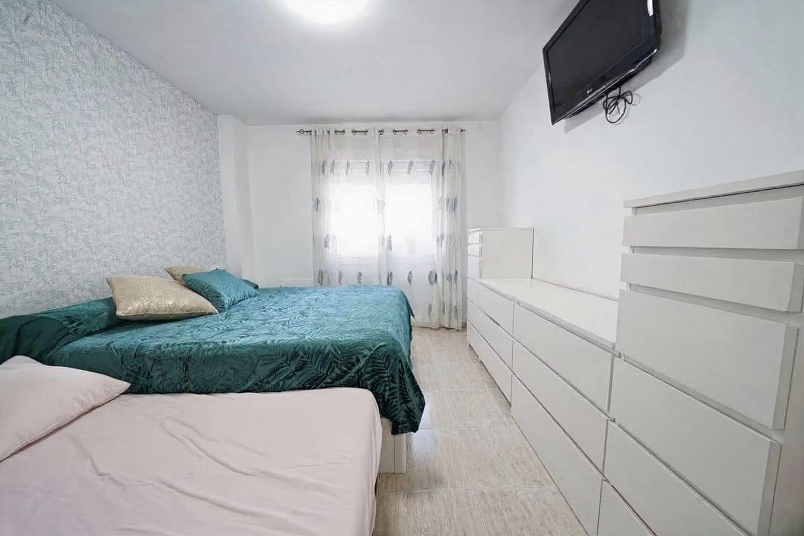 3 soveværelse Semi-Rækkehus til salg i El Campello med swimmingpool garage - € 449.000 (Ref: 9884188)